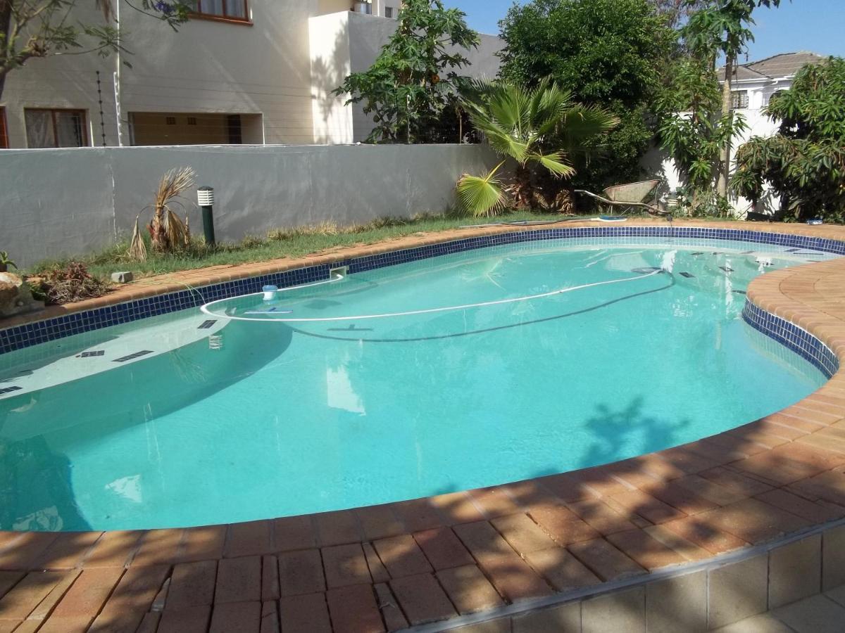 Carlcyn Homestay Gaborone Exteriör bild